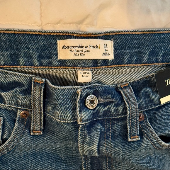 Abercrombie Mid Rise Barrel Jeans Curve Love - Picture 8 of 9
